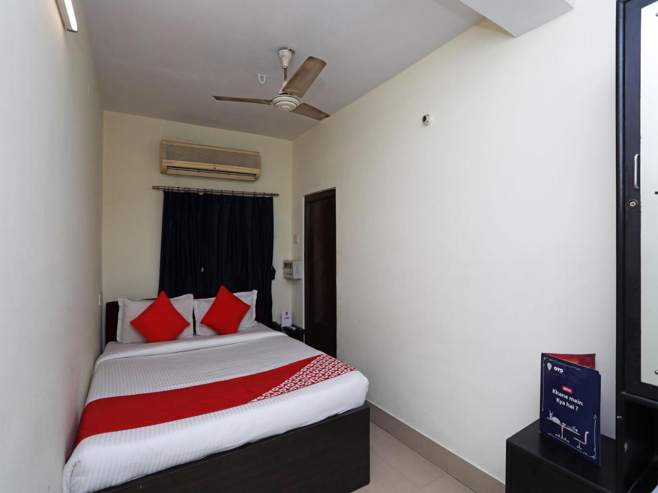Oyo 13906 Vinita Inn Santragachi Экстерьер фото